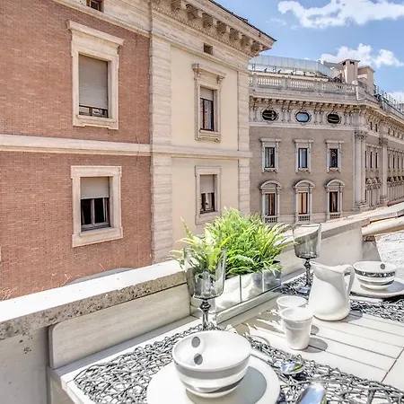 Chic Trevi Lejlighed