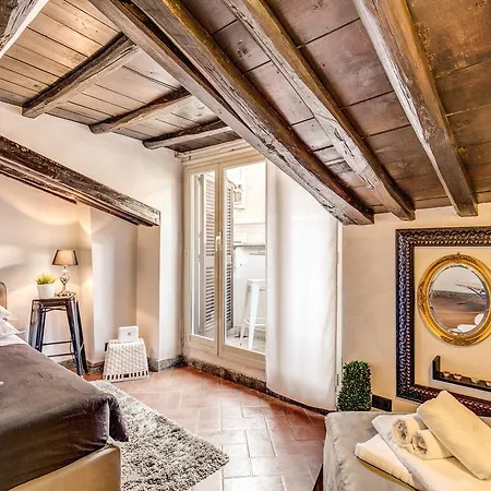 Chic Trevi Lejlighed